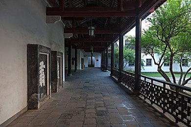 《GT赛车：极速狂飙》烂番茄口碑褒贬不一：粉丝向的电影